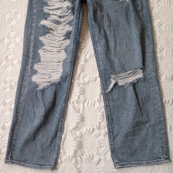 American Eagle 90s Boyfriend Jeans Highest Rise Distressed Medium Wash 8 Women - Picture 2 of 8